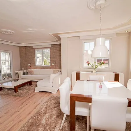 Lovely Apartment With Impressive View In Marmaris *